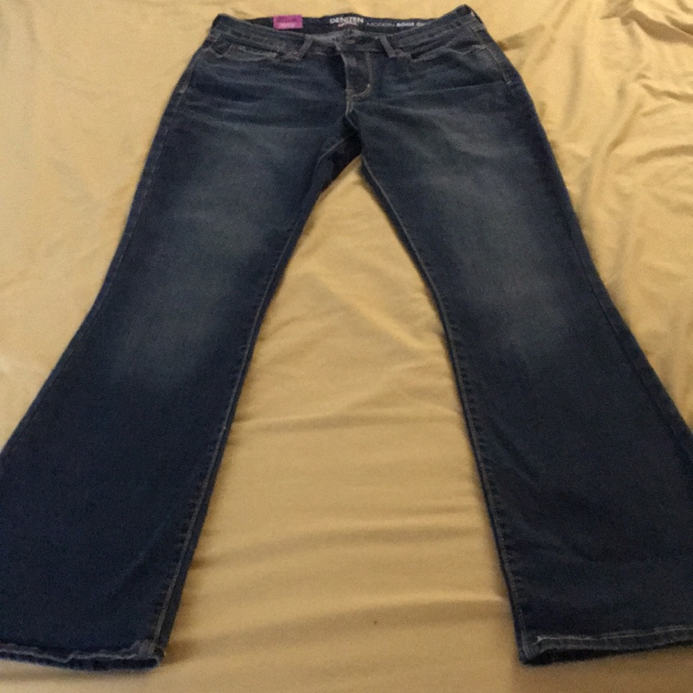 Denizen from Levi's Modern Boot Cut jeans size 6S short NWT